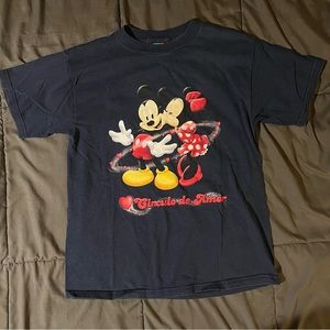 Vintage 90s Disney Mickey & Minnie Mouse “Circulo de Amor” Graphic T Shirt